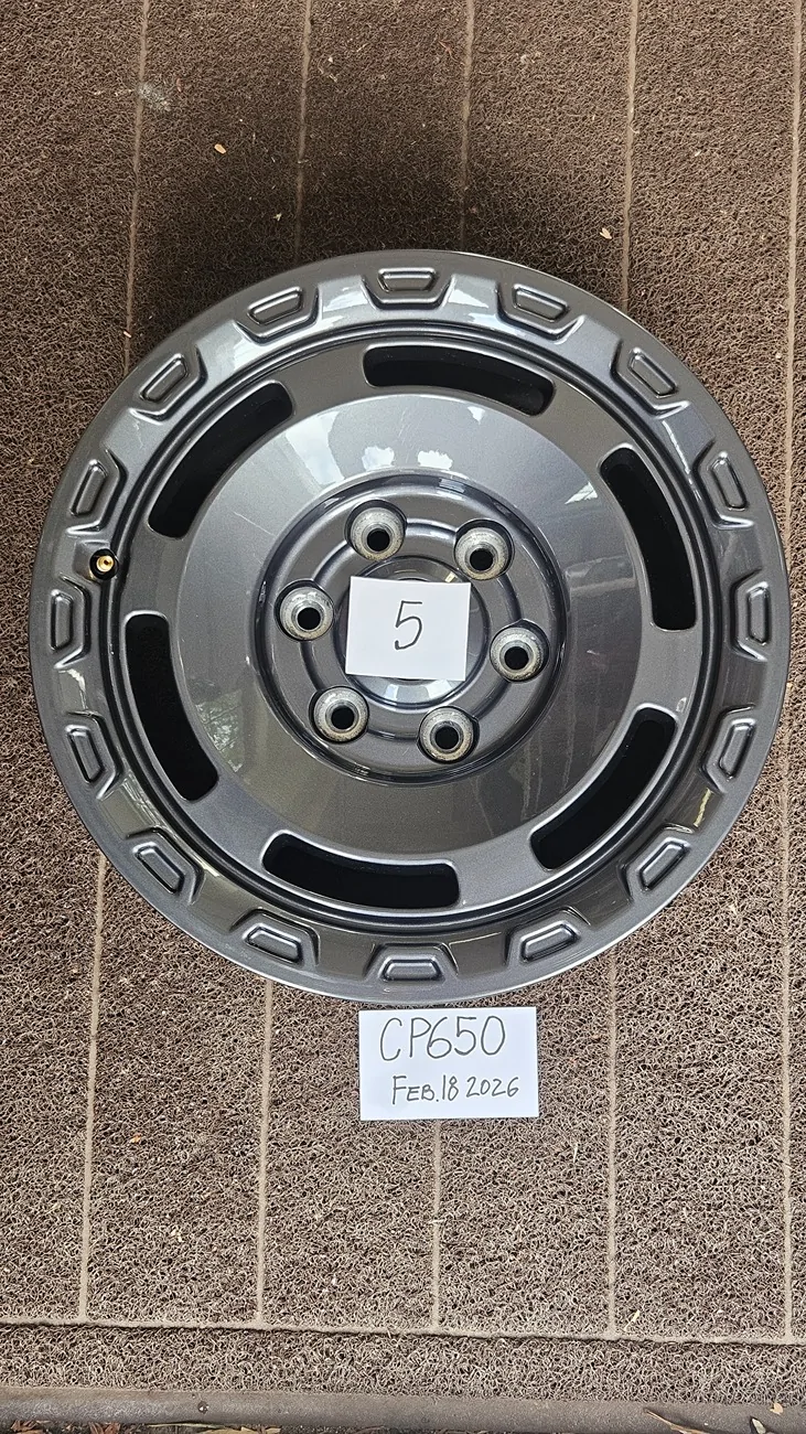 Ford Bronco FS: Everglades Wheels -17" Carbonized Painted (5) 20260218_094540