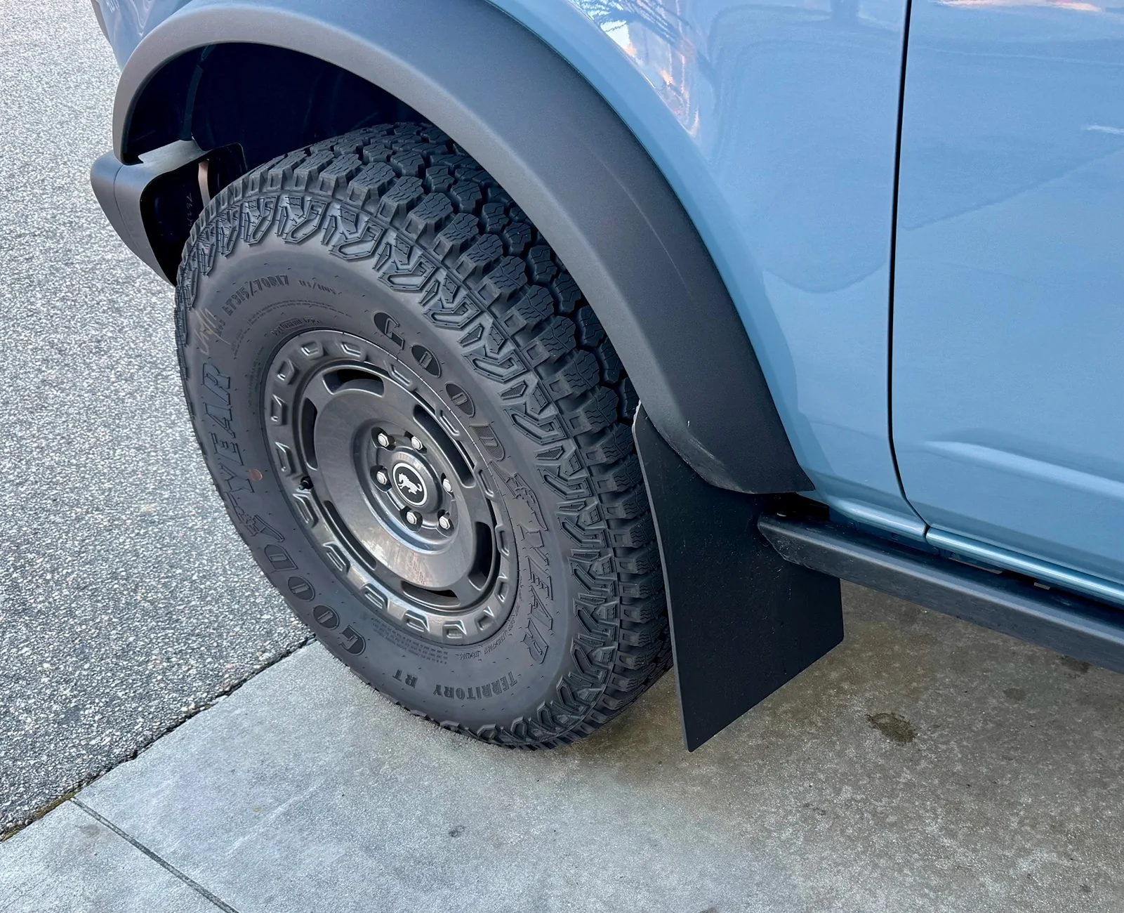 Ford Bronco Mud Flaps recommendations? IMG_4529
