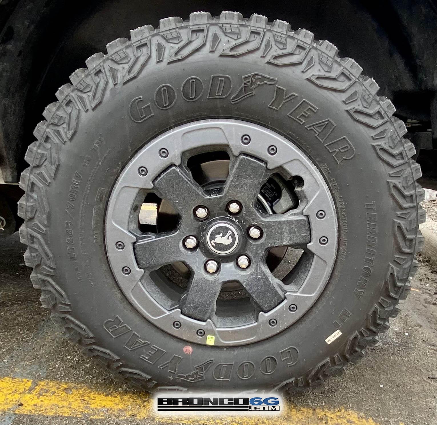 Ford Bronco 4-Door Oxford White Badlands (@ MAP) 4 Door 2021 Bronco Badlands Oxford White 6