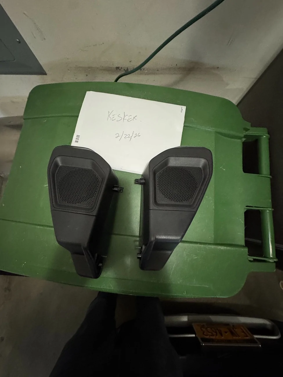Ford Bronco 2024 4DR rear OEM speakers Ford Bronco _Rear Speakers