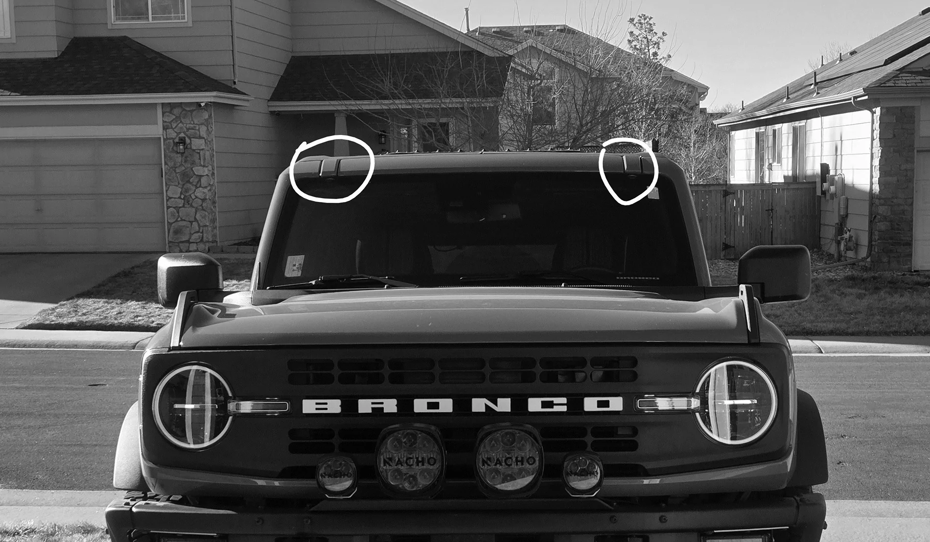 Ford Bronco Actioncam/gopro mount for accessory mount above windshield? 1000030828