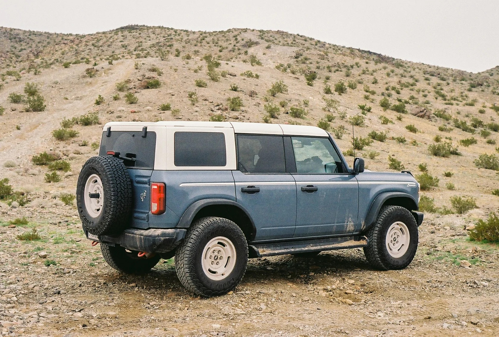 Ford Bronco HERITAGE EDITION Bronco Club R2-00087-011A