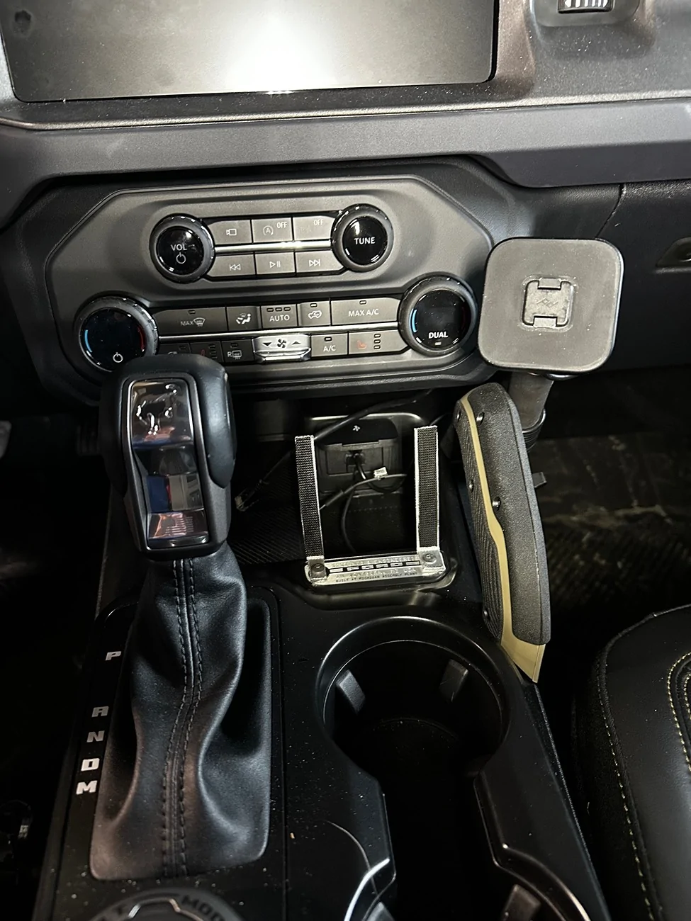 Ford Bronco ScanGauge 3 - Simple Mounting and good info IMG_5599