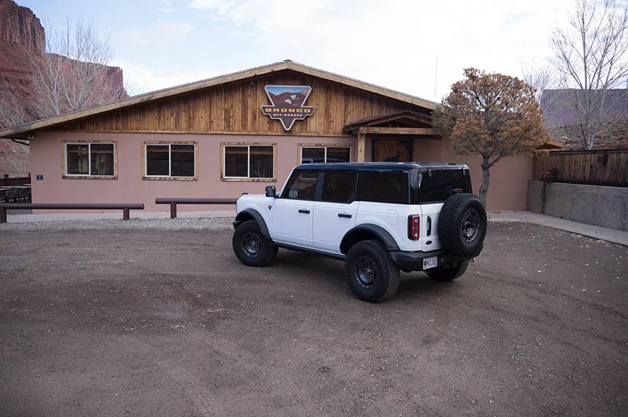Ford Bronco Hi! L1000632