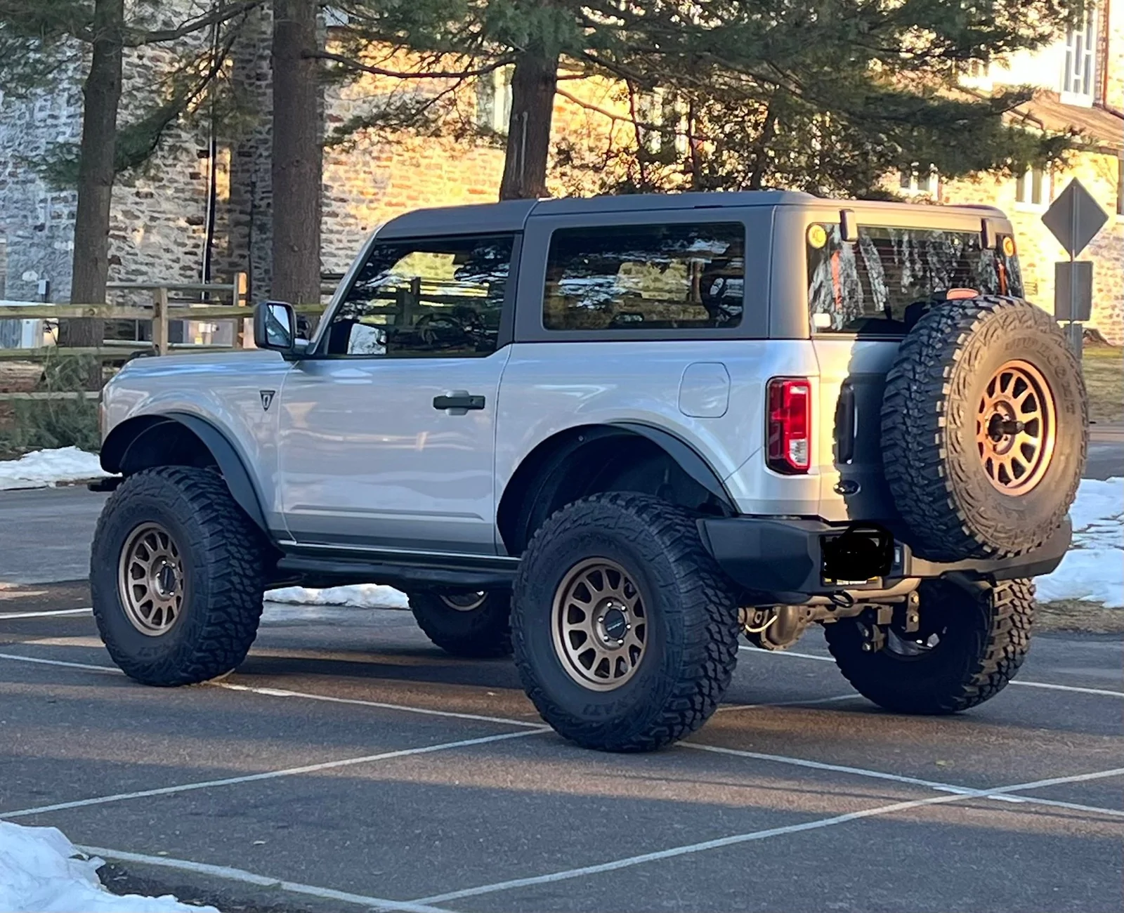 Ford Bronco Show off your BRONZE wheels! IMG_8684