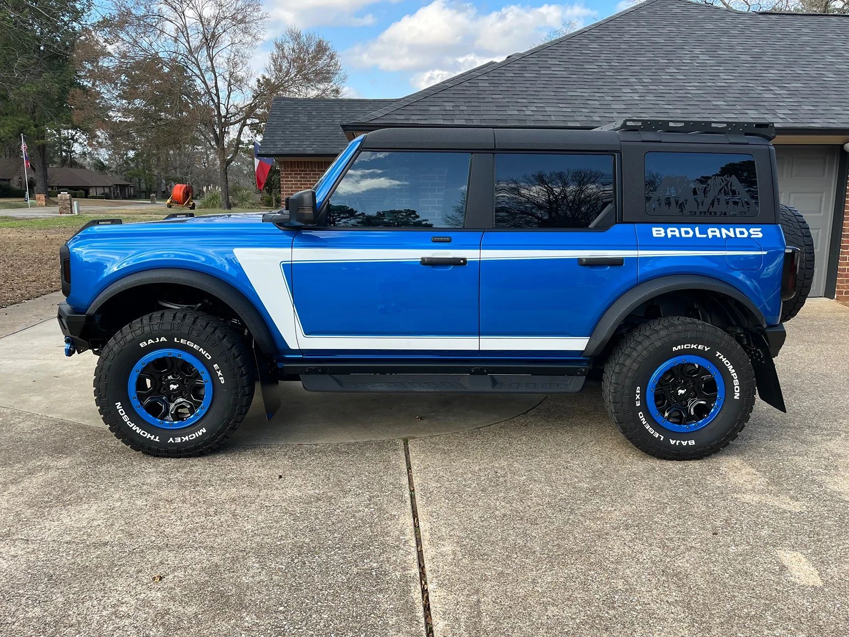 Ford Bronco Remove beauty rings to mount new tires? IMG_7423