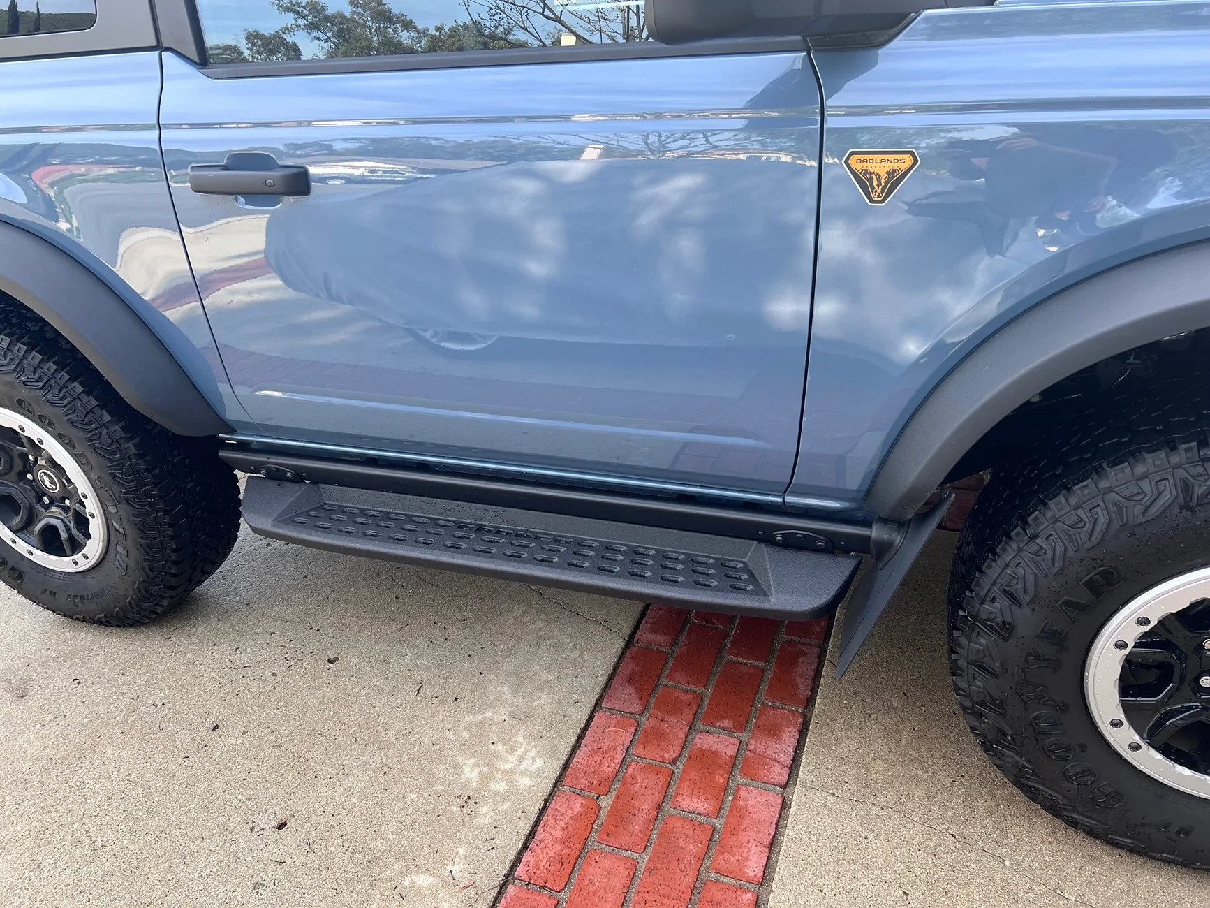Ford Bronco '26 Badlands - Raptor-style side steps/Modular bumper incompatibility IMG_8079