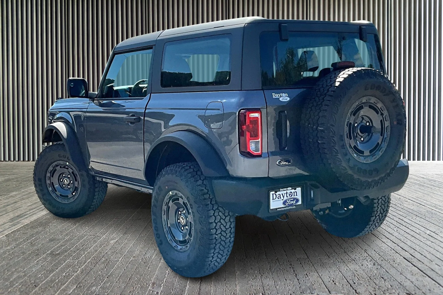 Ford Bronco 2025 Base-Squatch 7MT - 900 miles 1FMDE6AH2SLB15514--03