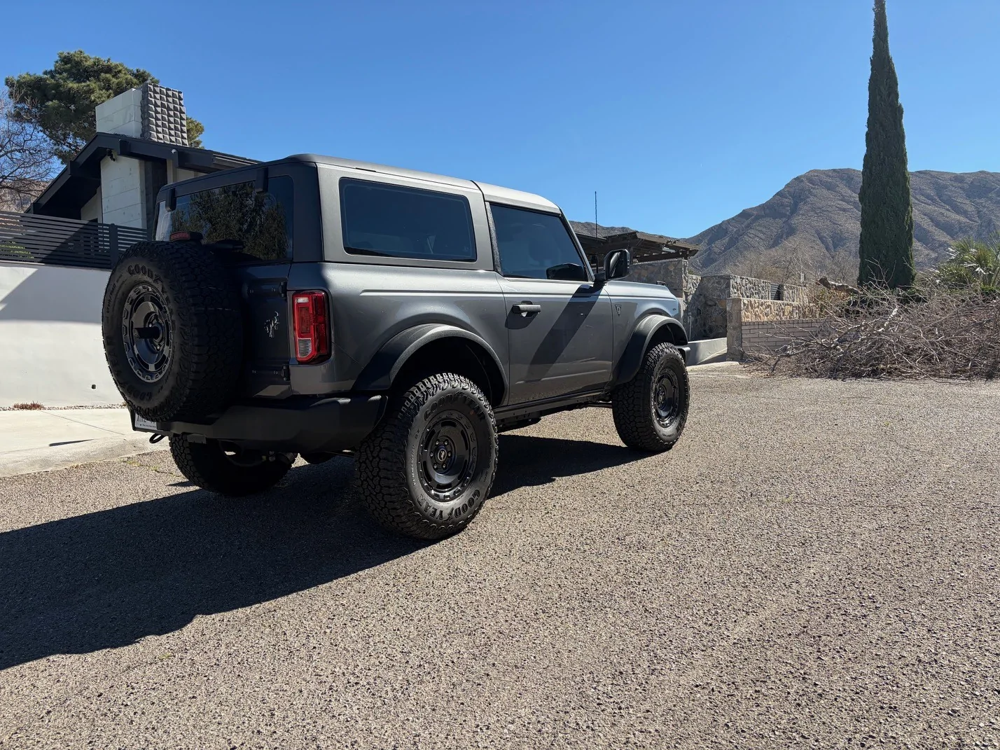 Ford Bronco 2025 Base-Squatch 7MT - 900 miles 90e20f3c-acb4-4787-84c1-33b633747