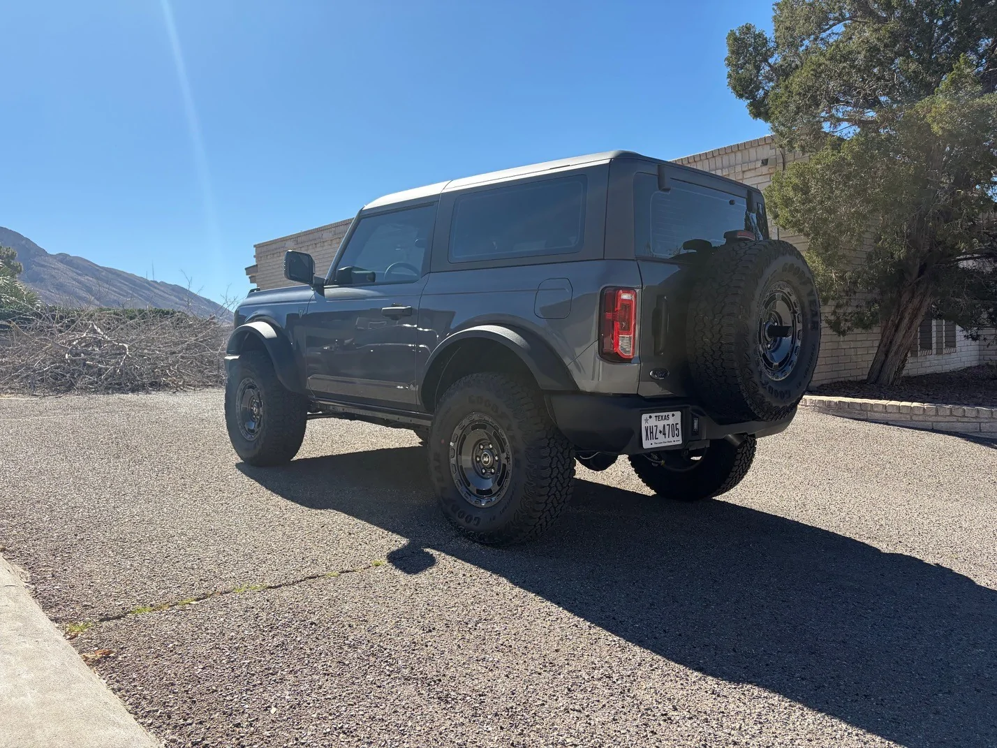 Ford Bronco 2025 Base-Squatch 7MT - 900 miles d5a7ff8c-3c4f-403c-aaef-c2c4cd2d13f7