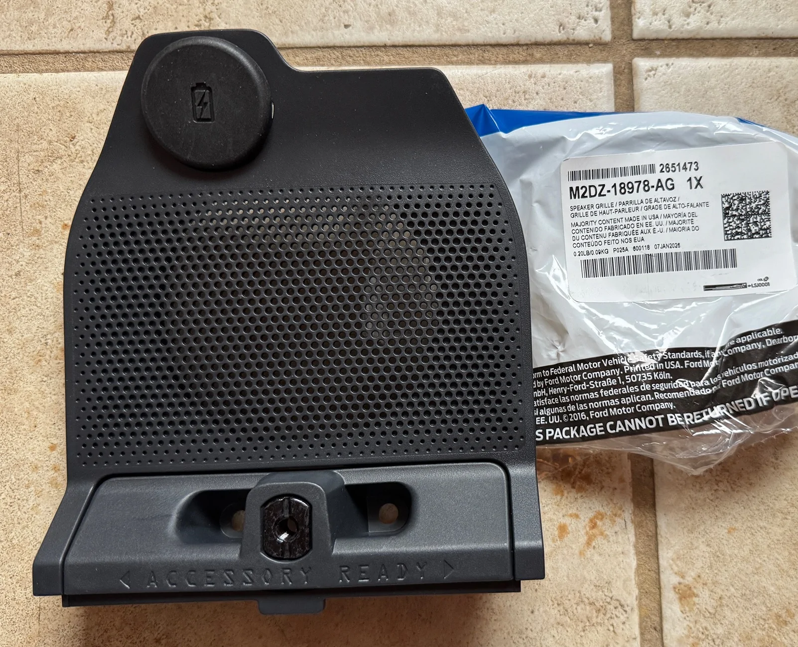 Ford Bronco Audio Upgrade for 2021 Base 6-speaker: add a center channel and get HD Radio? Detailing the ACM from a B&O Bronco IMG_6571