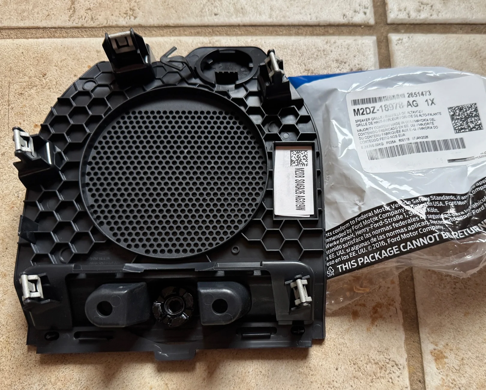Ford Bronco Audio Upgrade for 2021 Base 6-speaker: add a center channel and get HD Radio? Detailing the ACM from a B&O Bronco IMG_6572