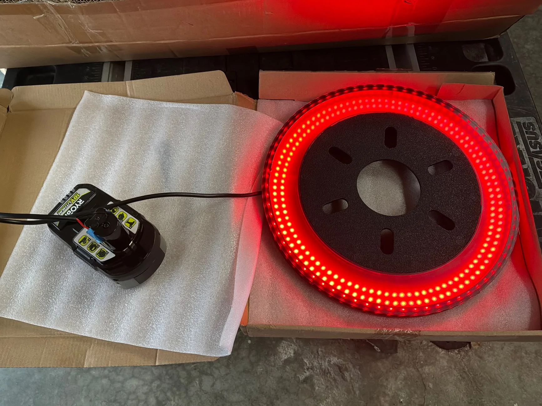 Ford Bronco Bronco Spare Tire LED brake light IMG_9473