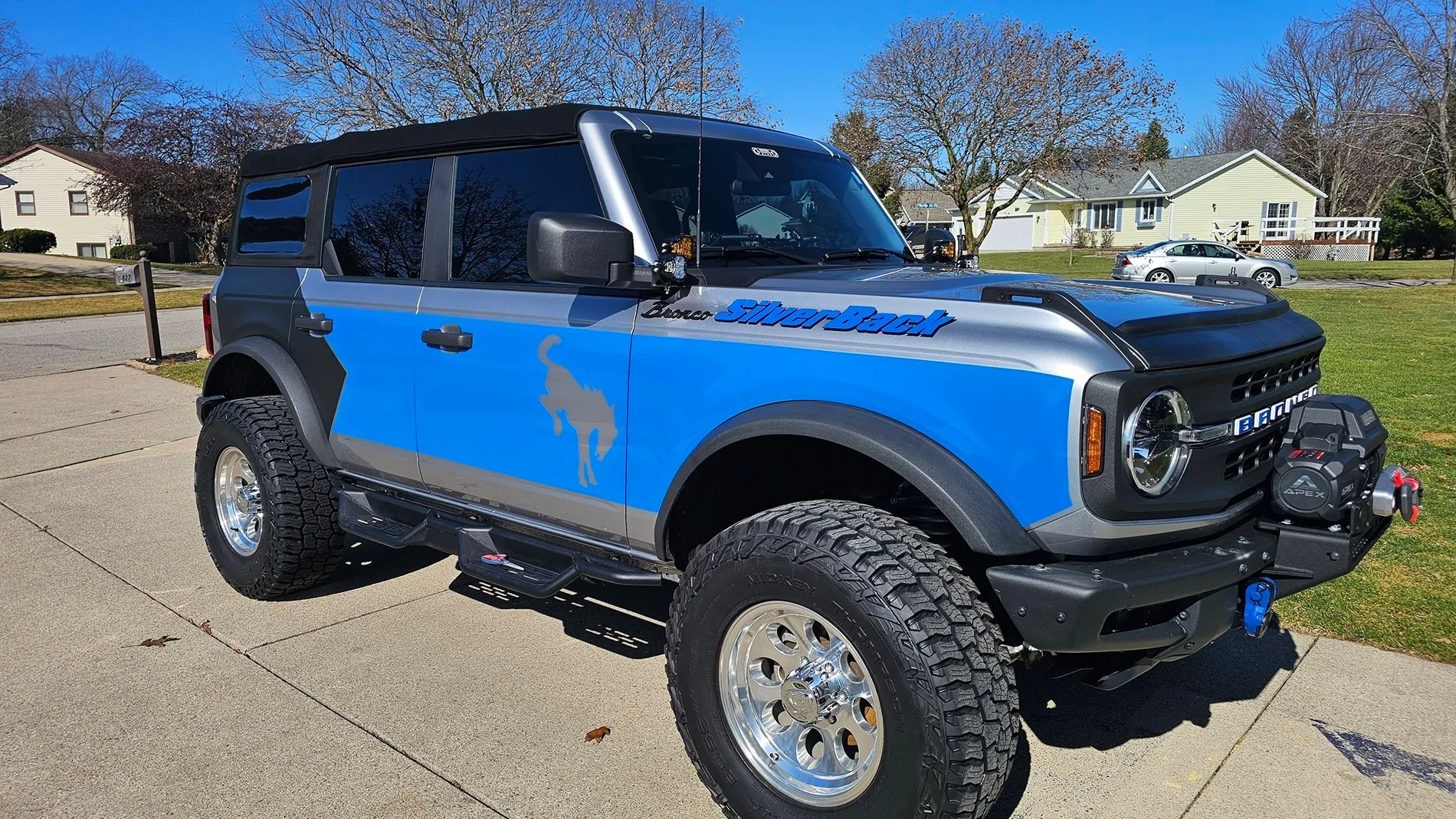 Ford Bronco SilverBack 2.0 Build 648972779_10243001882649443_4770331699625980972_n