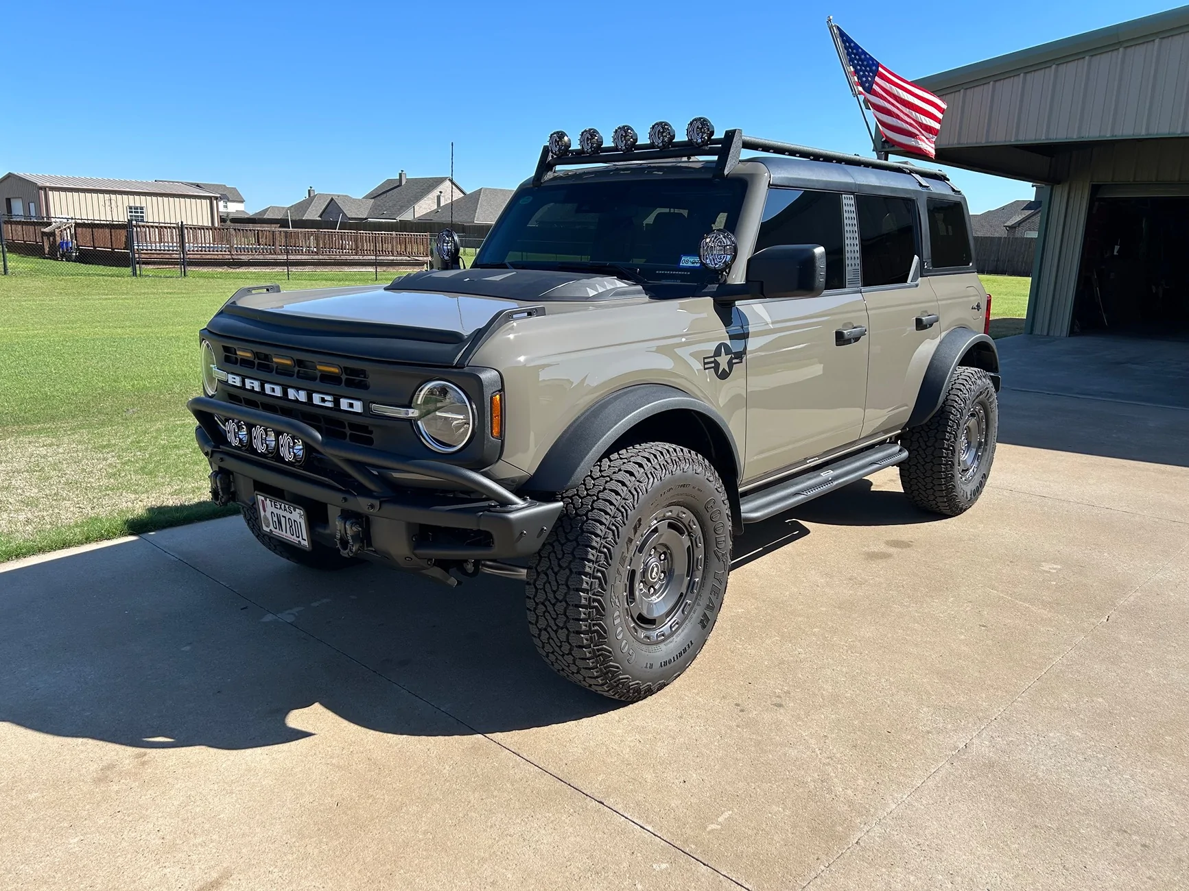 Ford Bronco What did you do TO / WITH your Bronco today? 👨🏻‍🔧🧰🚿🛠 IMG_3085