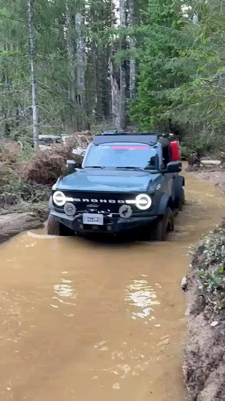 Ford Bronco AREA 51 Bronco Club VID_20251217_215543_exported_16780~2