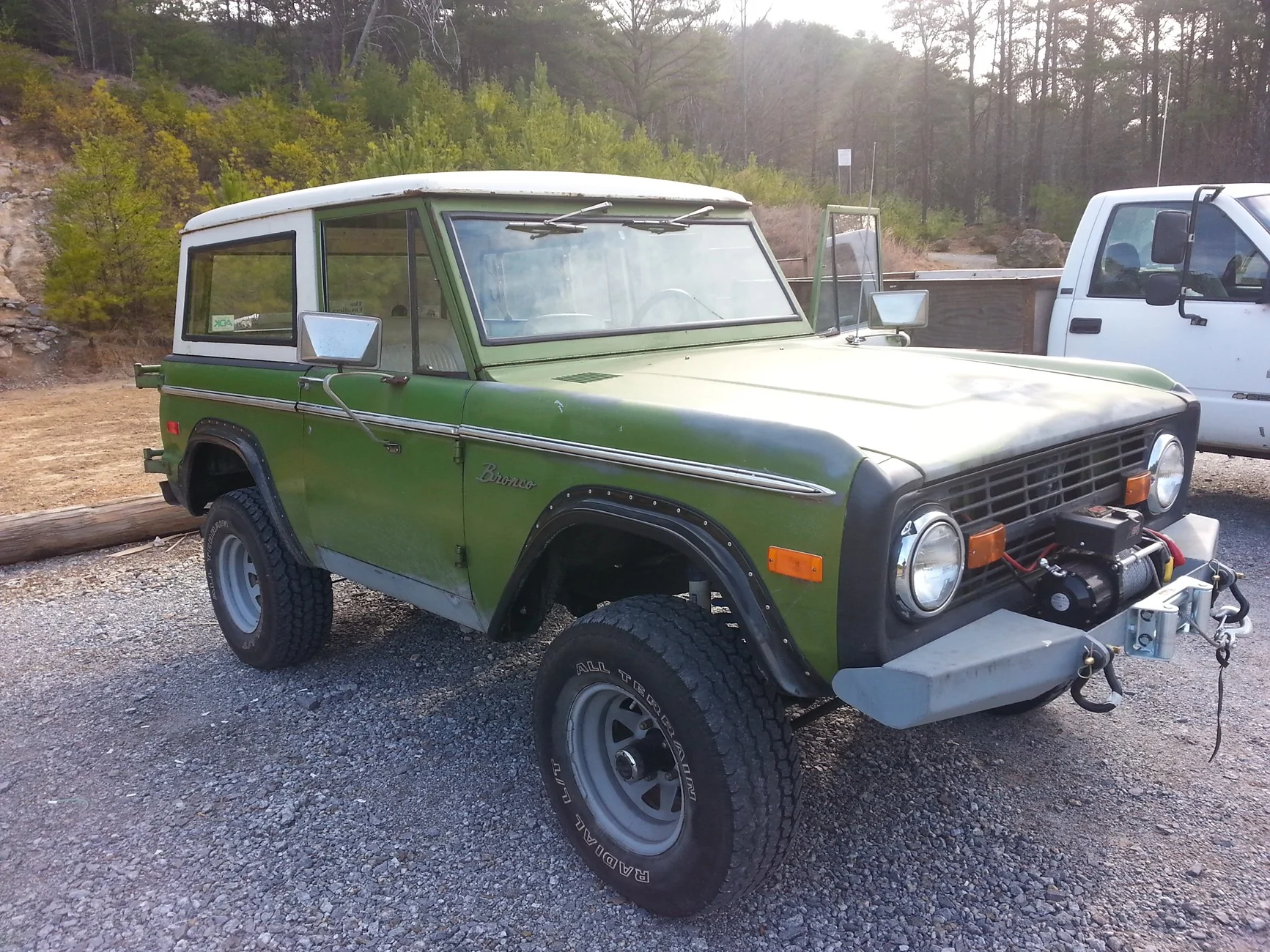 Ford Bronco Old and New 20140223_092637