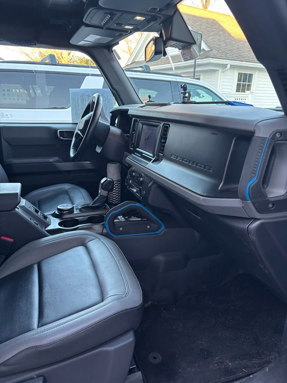 Ford Bronco 2022 4 door Black Diamond – 15,239 Miles – $45,500 IMG_6094
