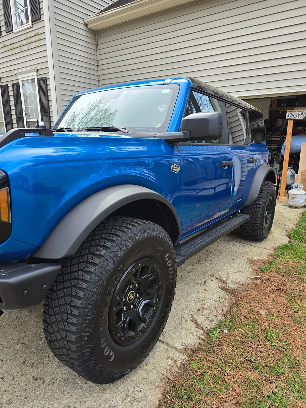 Ford Bronco Anyone have Sasquatch with 1mm offset? 1000012058