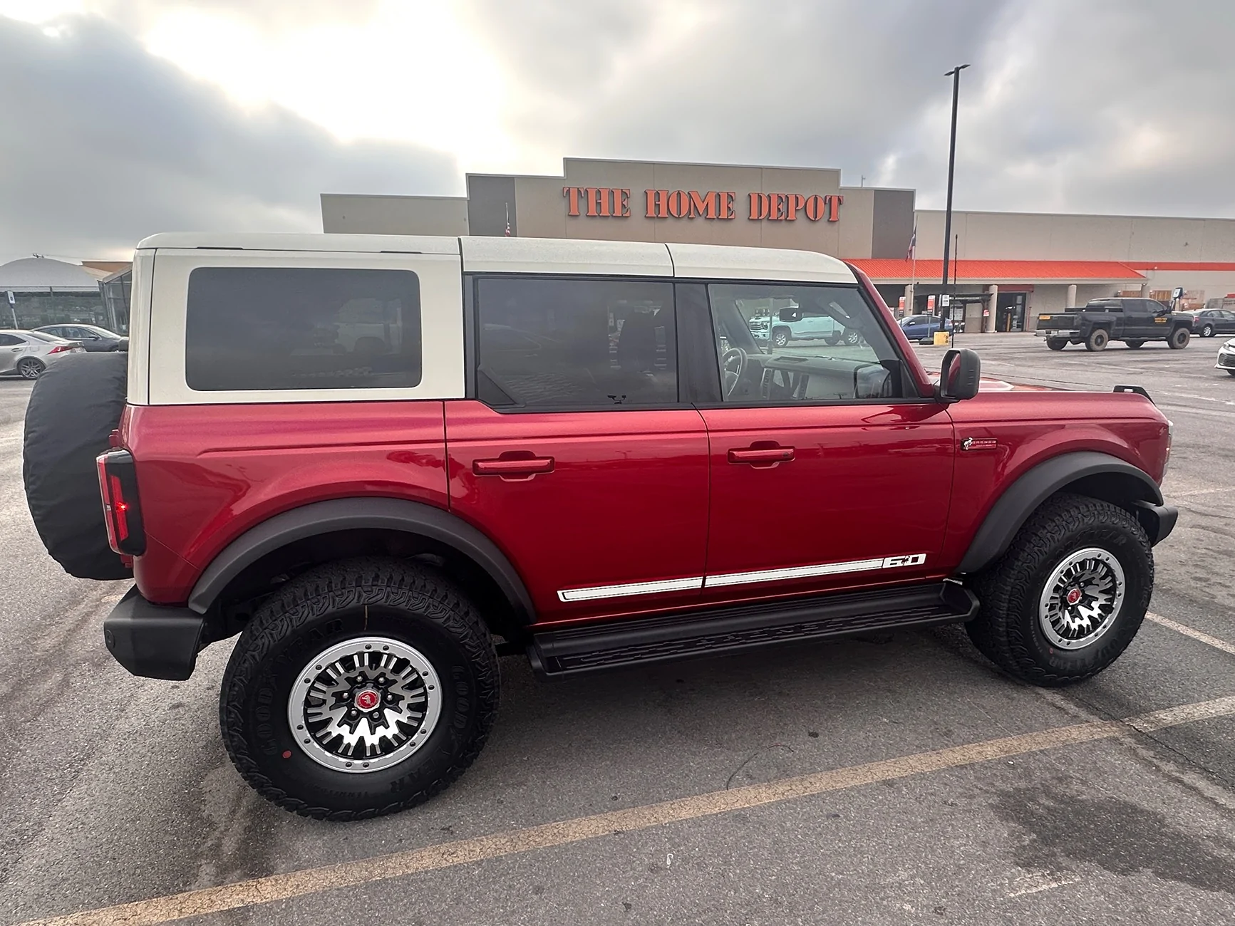 Ford Bronco Honest opinion on 2026 Bronco OBX and anniversary package IMG_2136