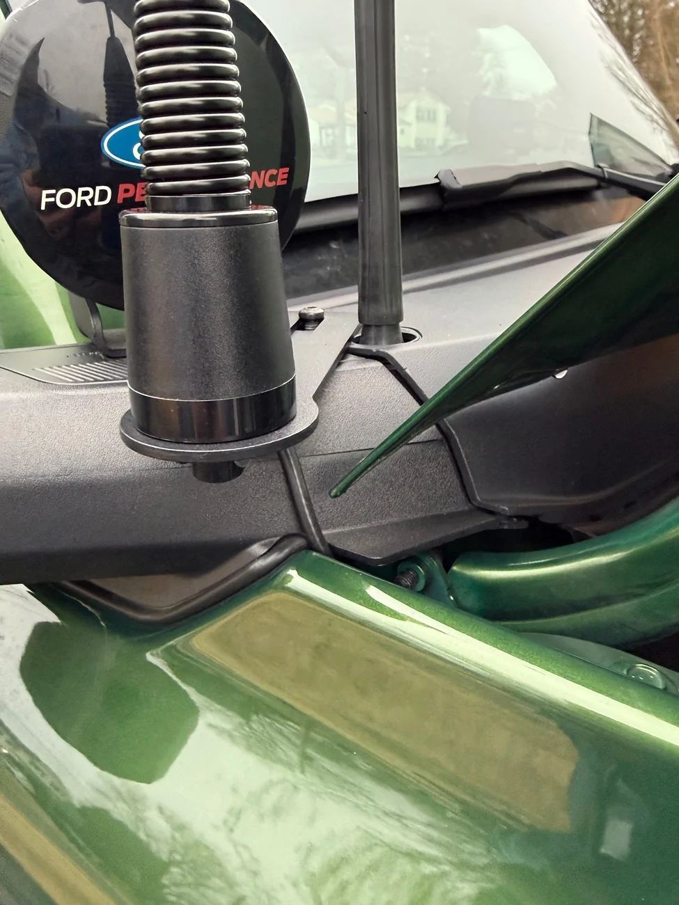 Ford Bronco Where did you mount your GMRS Antenna? IMG_4865