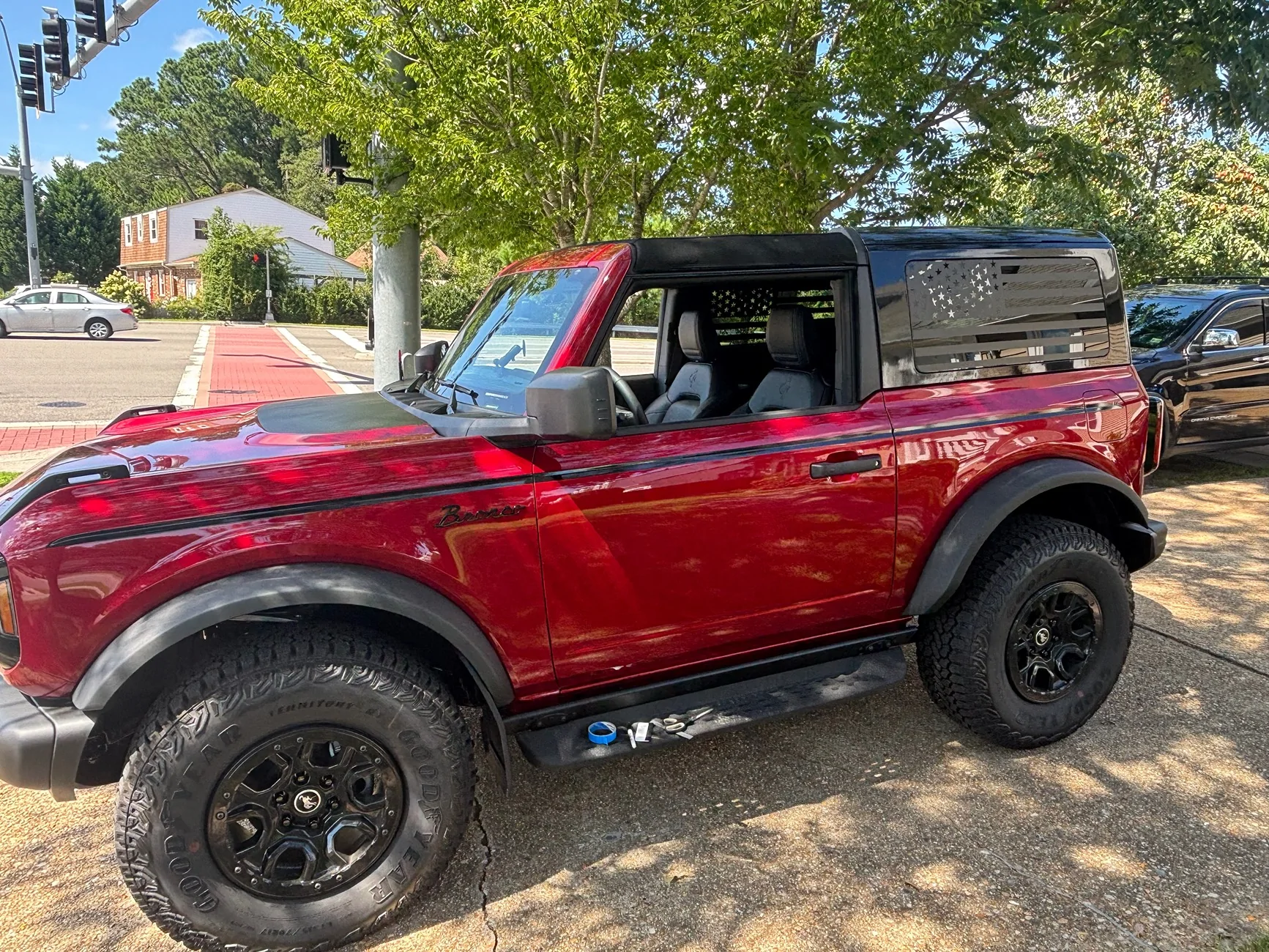 Ford Bronco 2026 Bronco (BAP) Black Appearance Package on Avalanche and Ruby Red colors IMG_1371