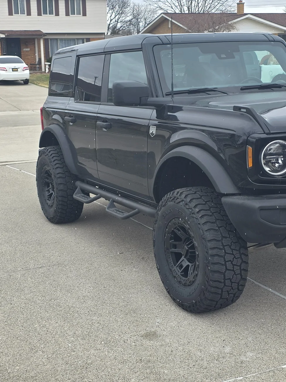 Ford Bronco Ok so im sitting here asking what is wrong with my brain and vision. 20260316_145028