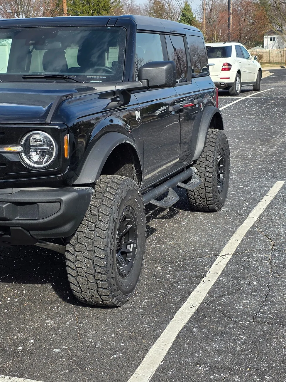 Ford Bronco Ok so im sitting here asking what is wrong with my brain and vision. 20260319_163241