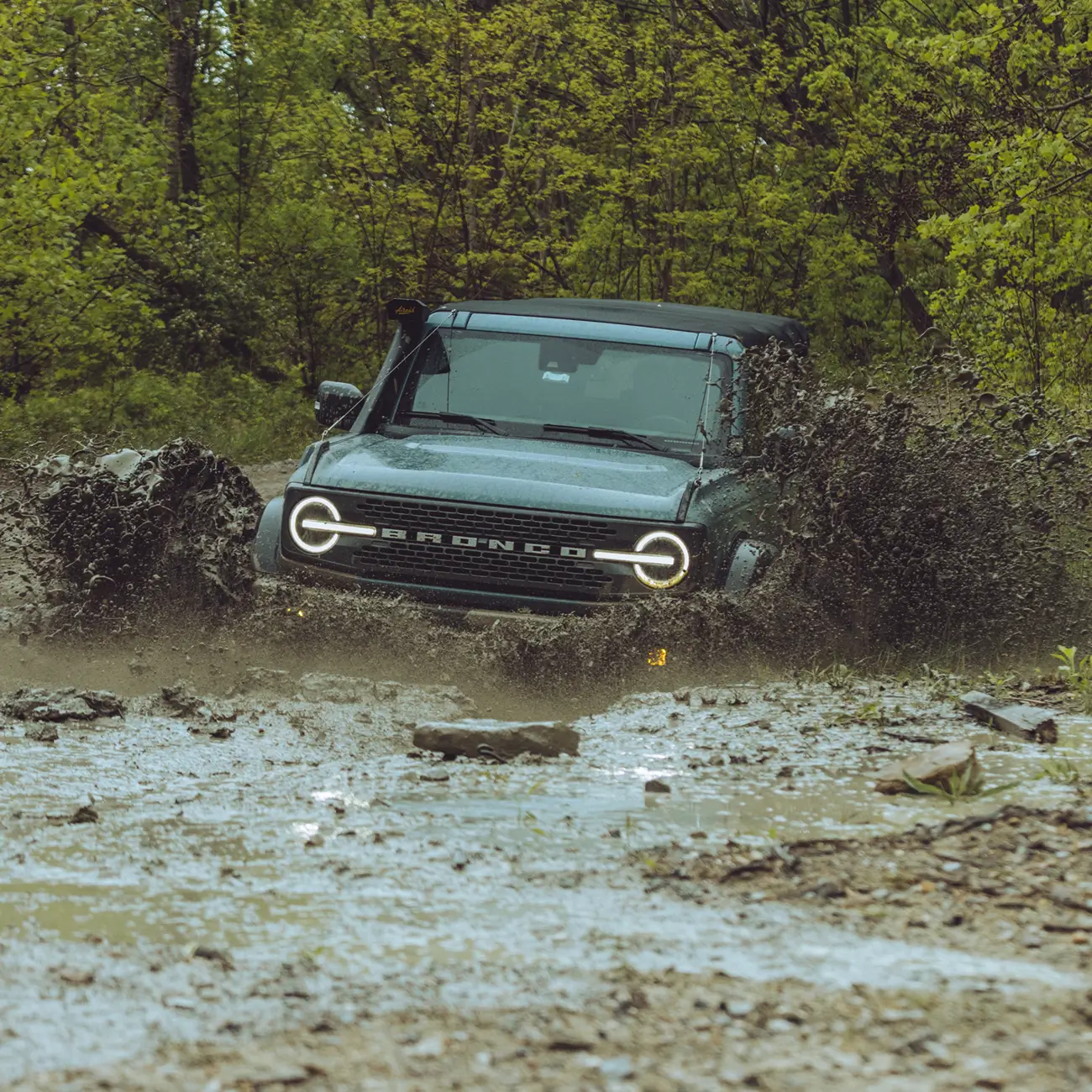 Ford Bronco Show me your Bronco doing Bronco stuff! tempImageAssWNz