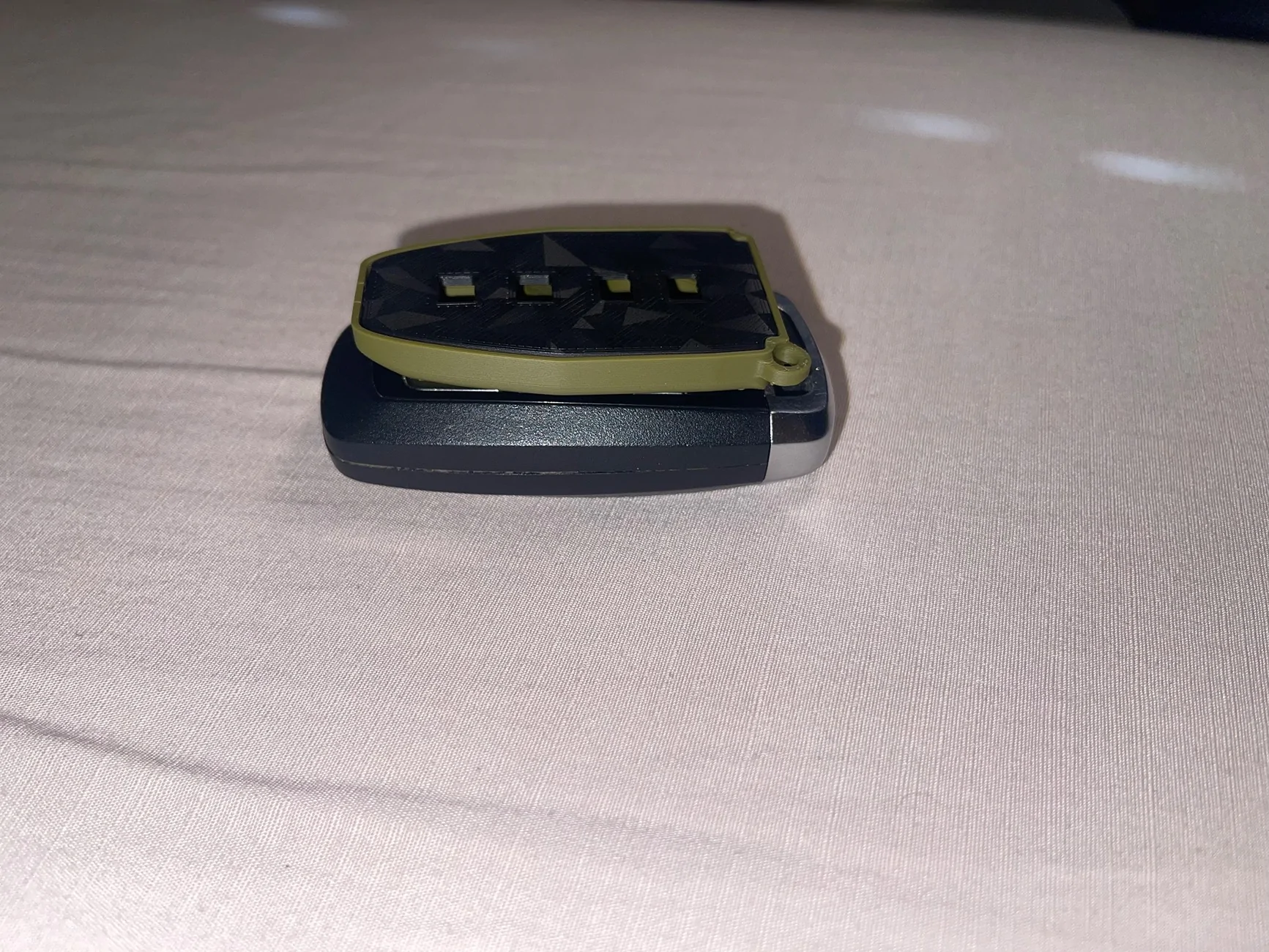 Ford Bronco Looking for a minimalist KEY FOB? We may be in luck. IMG_9867
