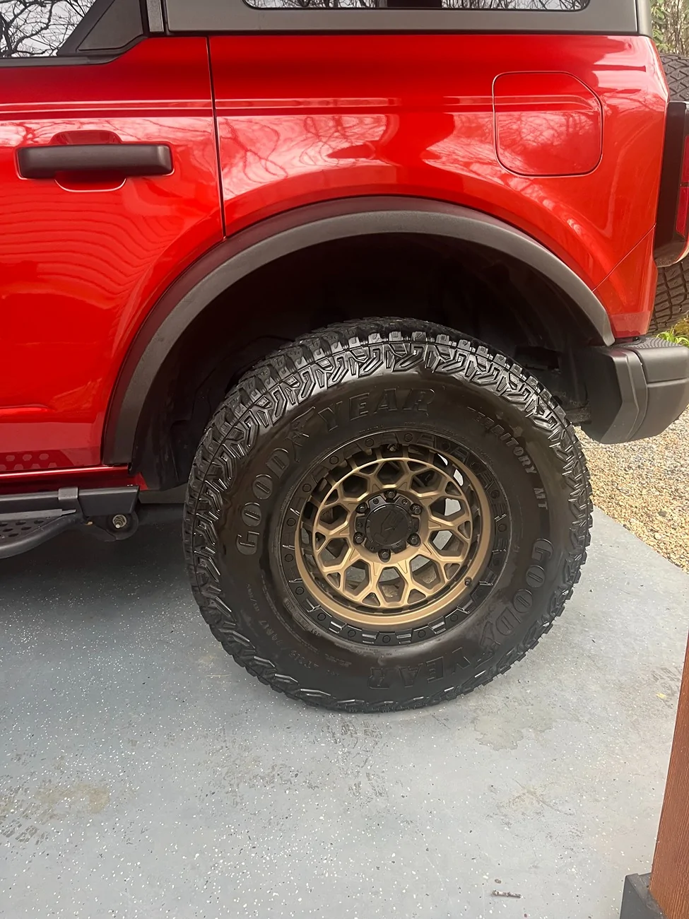 Ford Bronco Show off your BRONZE wheels! IMG_6662