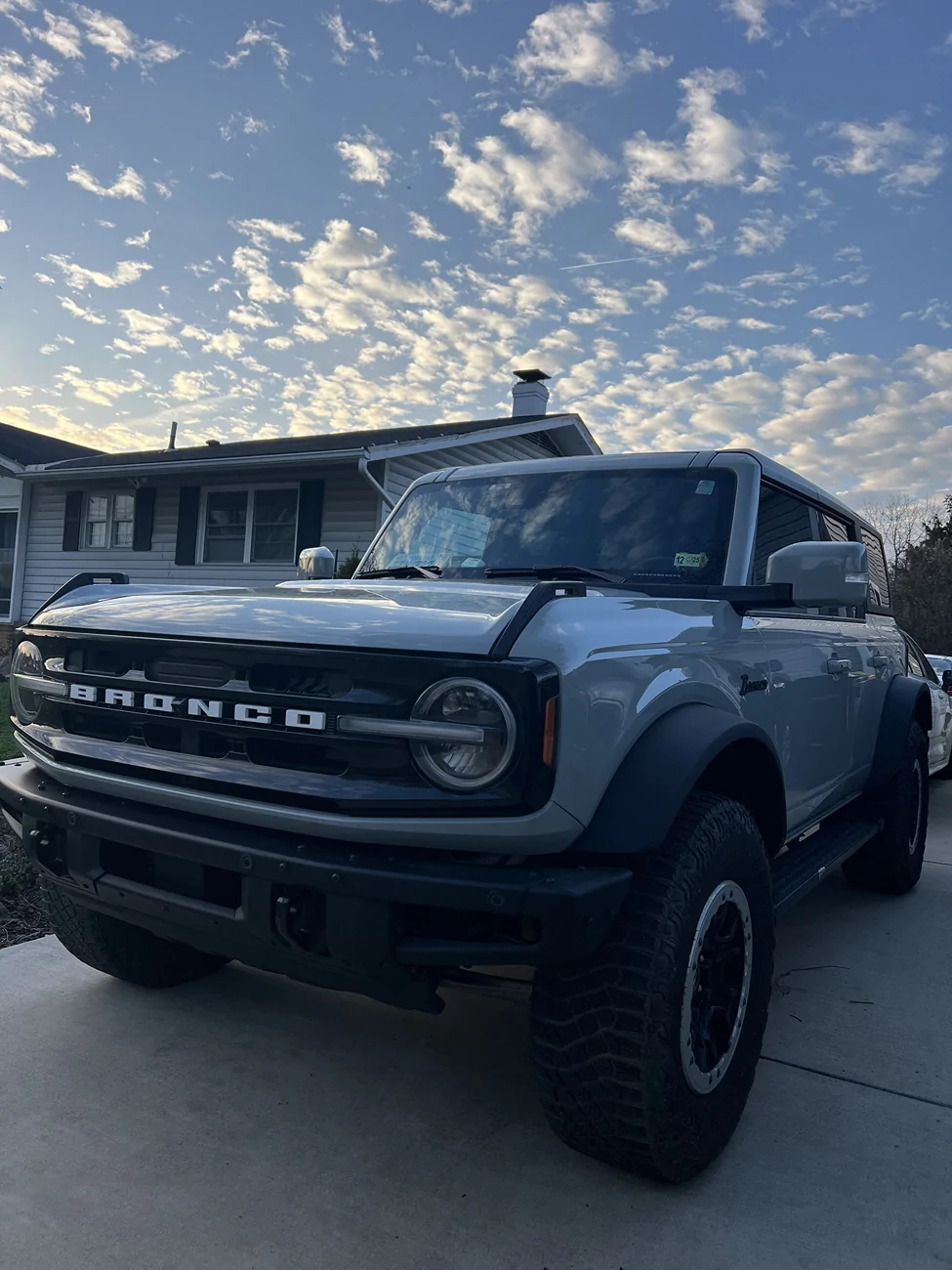 Ford Bronco 2023 Ford Bronco Outer Banks | Sasquatch | Cactus Gray | 2.7L | Hardtop + Soft Top | 35k Miles – $46,000 Bronco3