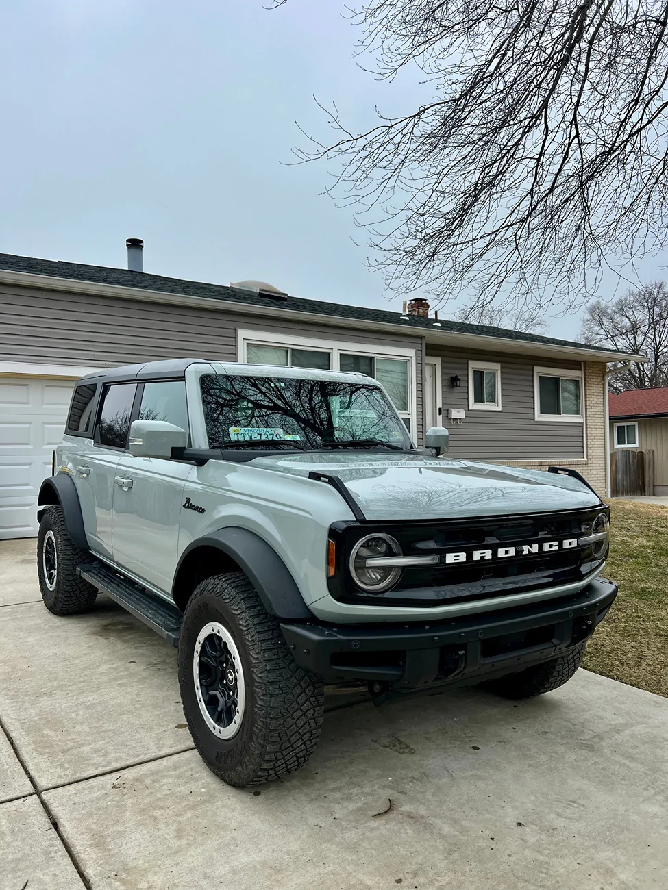 Ford Bronco 2023 Ford Bronco Outer Banks | Sasquatch | Cactus Gray | 2.7L | Hardtop + Soft Top | 35k Miles – $46,000 IMG_4507