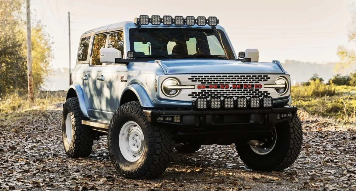 Ford Bronco HERITAGE EDITION Bronco Club IMG_8915