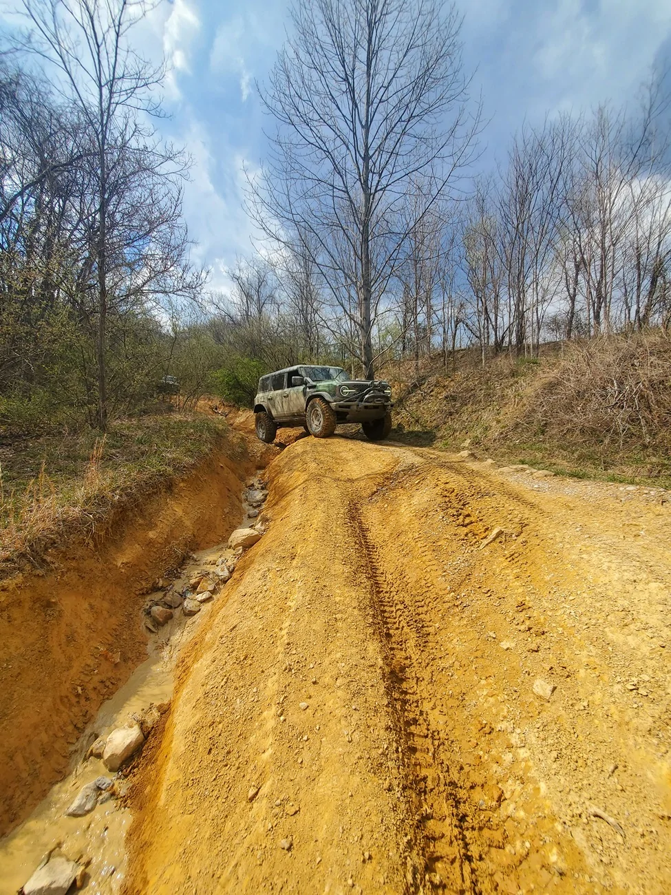 Ford Bronco Flinging into spring run in Windrock 3/21/26 20260321_152240