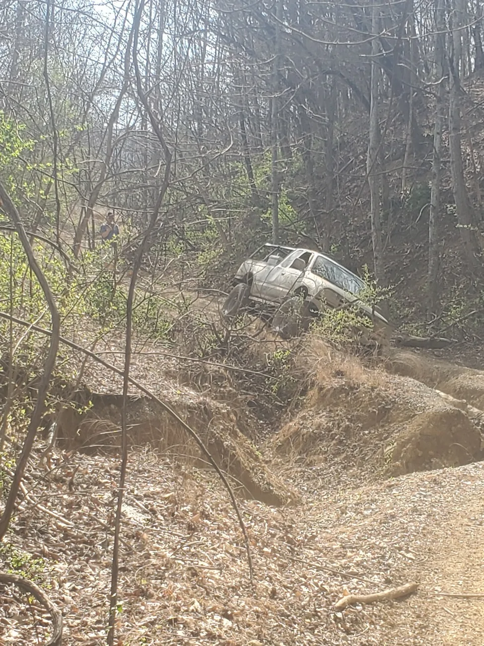 Ford Bronco Flinging into spring run in Windrock 3/21/26 20260321_153517