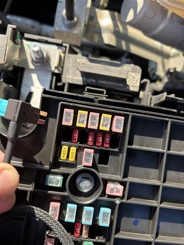 Ford Bronco RPM Bronco Grille Fuse Light Confusion Image (1)