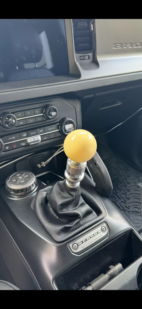 Ford Bronco 7 MT shift knob with horse/Bronco logo IMG_6179