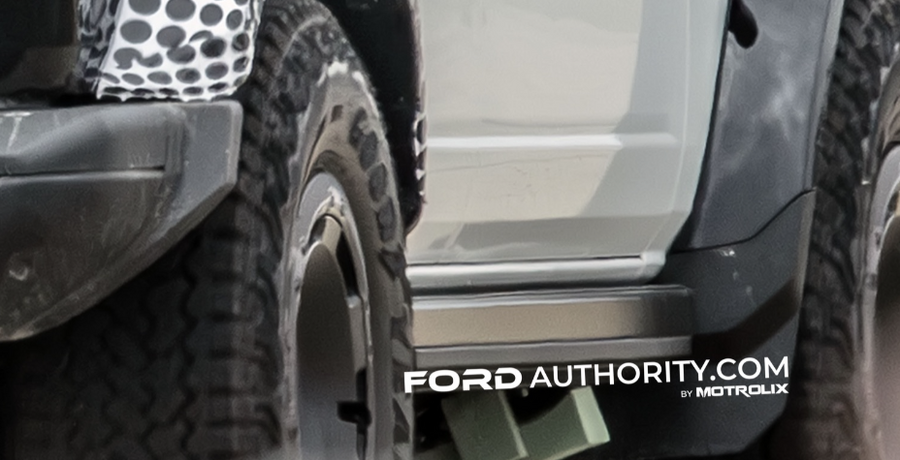Ford Bronco 2027 Bronco Changes Spied image.thumb.png.50d5a59de473d8594edec0d42640eee0