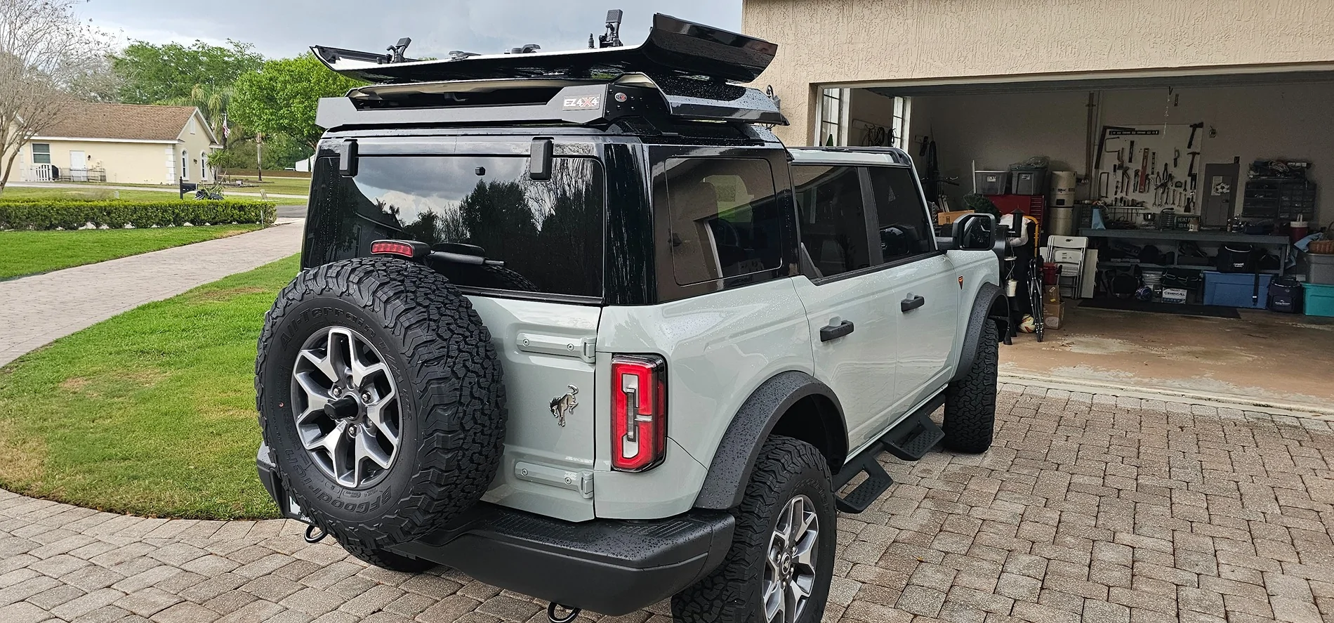 Ford Bronco EZ 4x4 rack installed 20260315_154723
