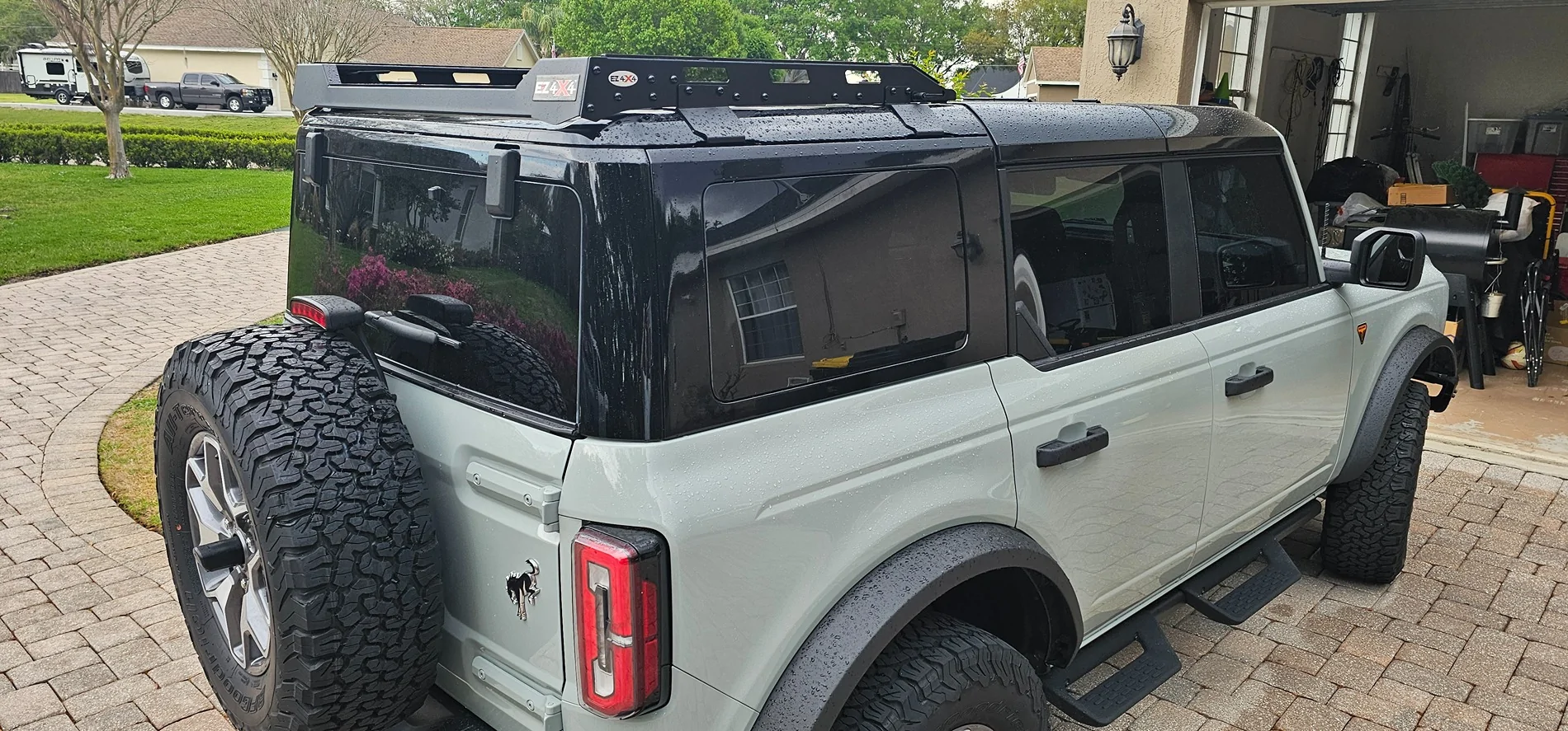 Ford Bronco EZ 4x4 rack installed 20260315_153905