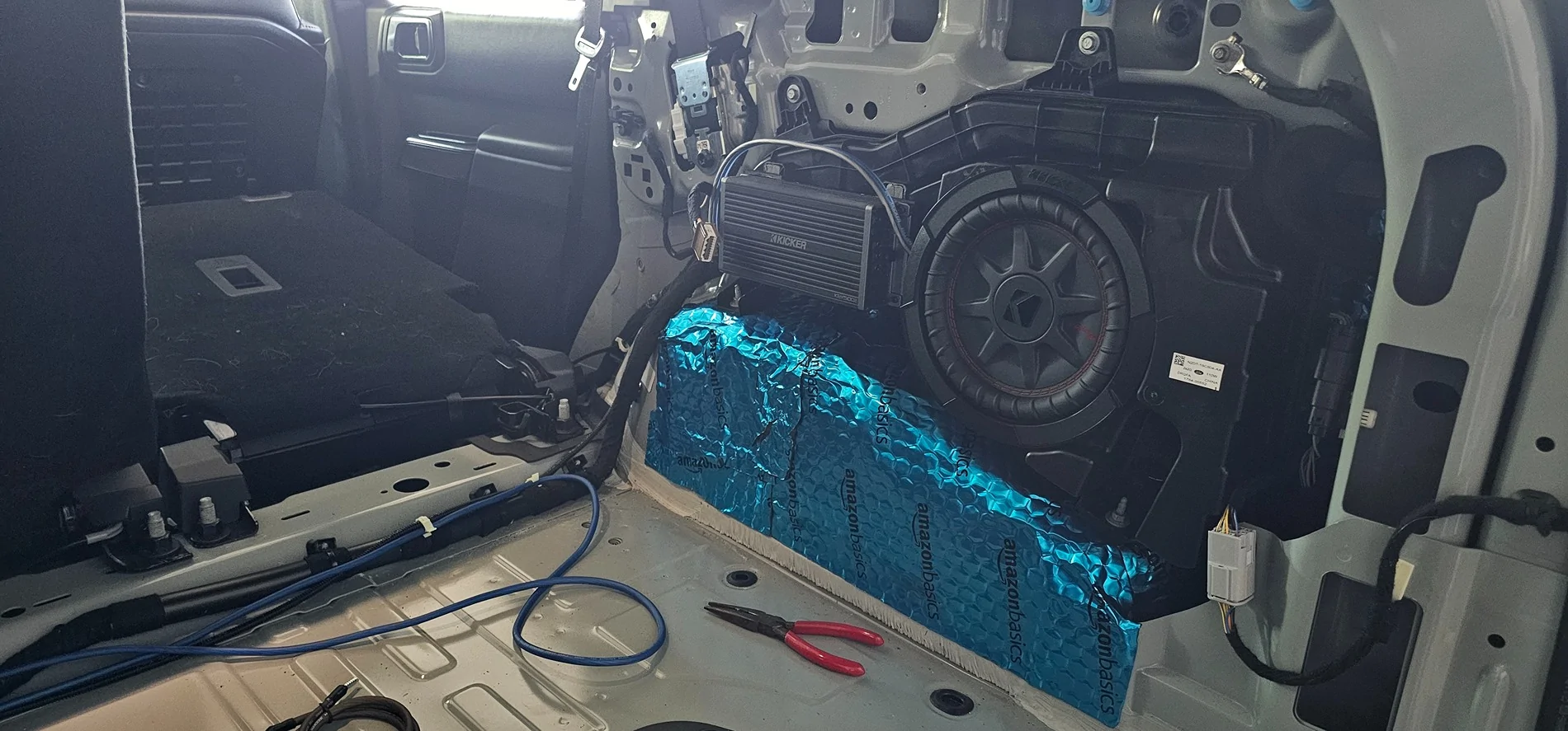 Ford Bronco [How-To] Subwoofer Upgrade - Replacing/Upgrading the Factory Sub 20260321_182908