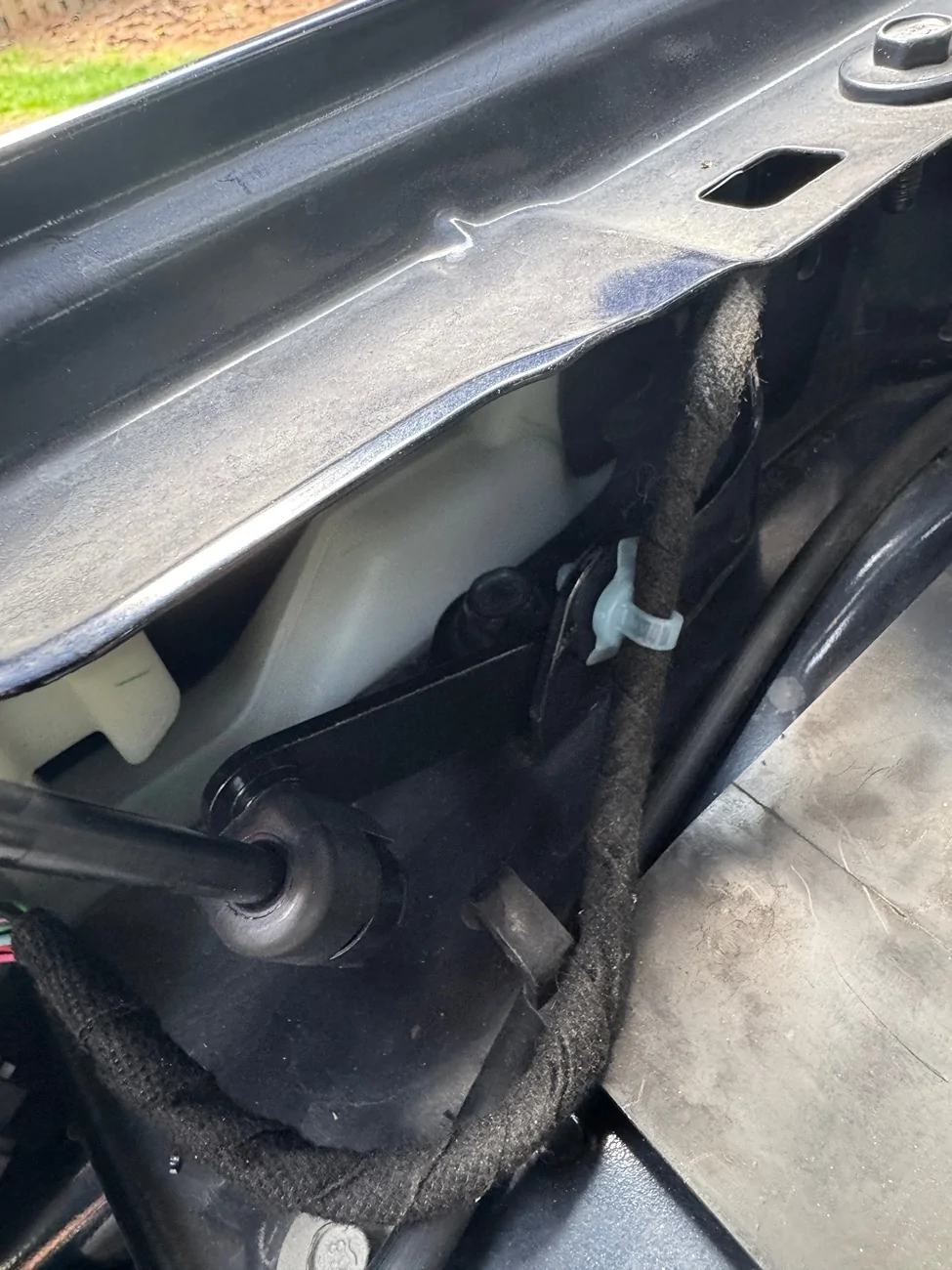 Ford Bronco Ford Performance Hood Struts Installed with Photos - Part # M-16826-B IMG_6752