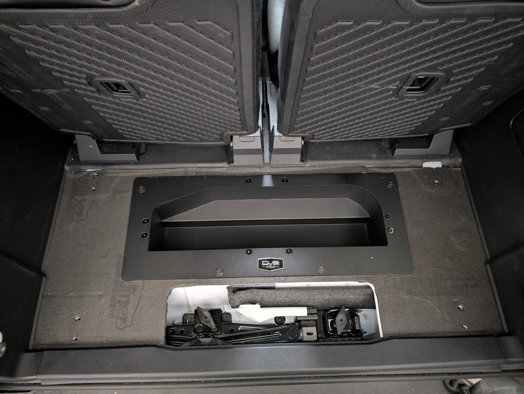 Ford Bronco DV8 Storage Compartment reviews / experiences? PXL_20260215_160300074.NIGHT.RAW-01