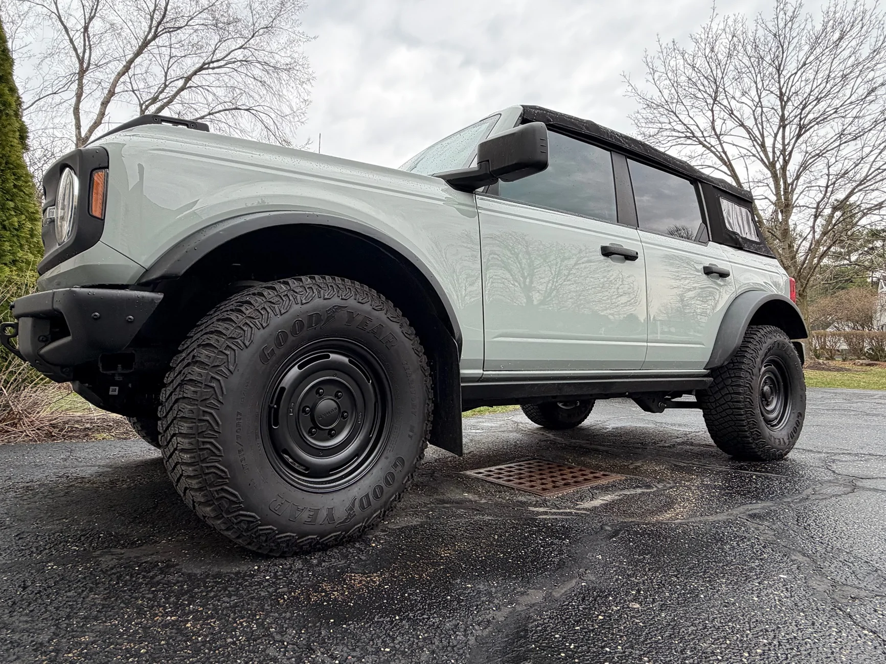 Ford Bronco Show us your installed wheel / tire upgrades here! (Pics) IMG_1614