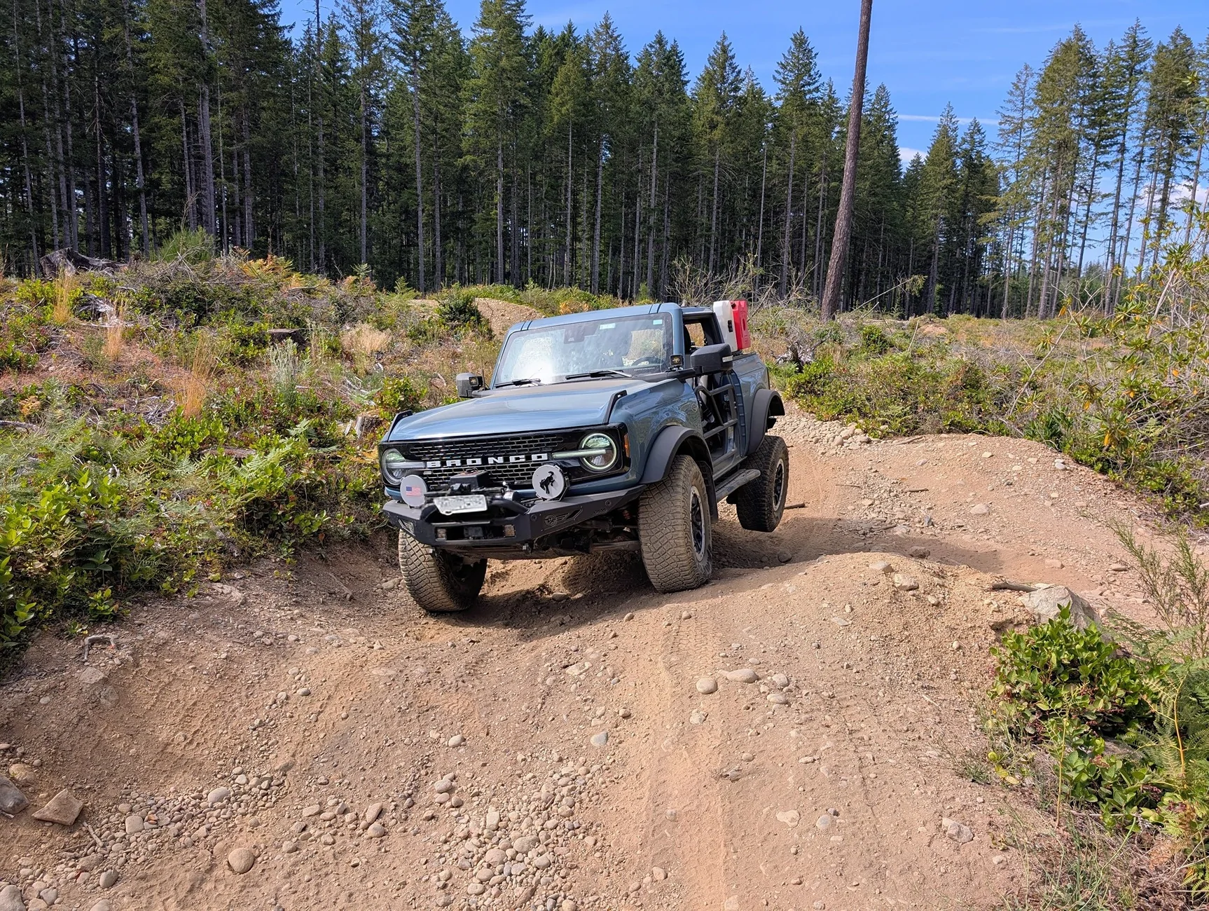 Ford Bronco Three Wheel Thursday pics/videos. Open to any Bronco. PXL_20250726_232936898~2