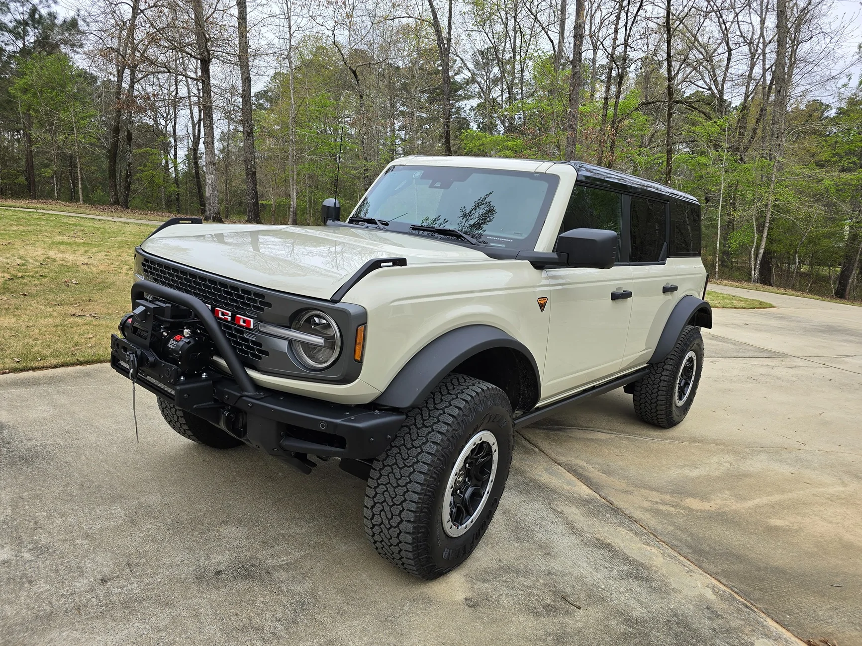 Ford Bronco Desert Sand Bronco Club 1000064524