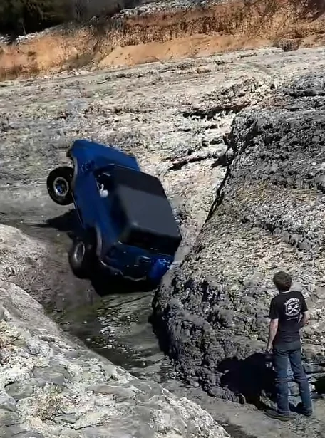 Ford Bronco Three Wheel Thursday pics/videos. Open to any Bronco. 3-wheel Thirsday
