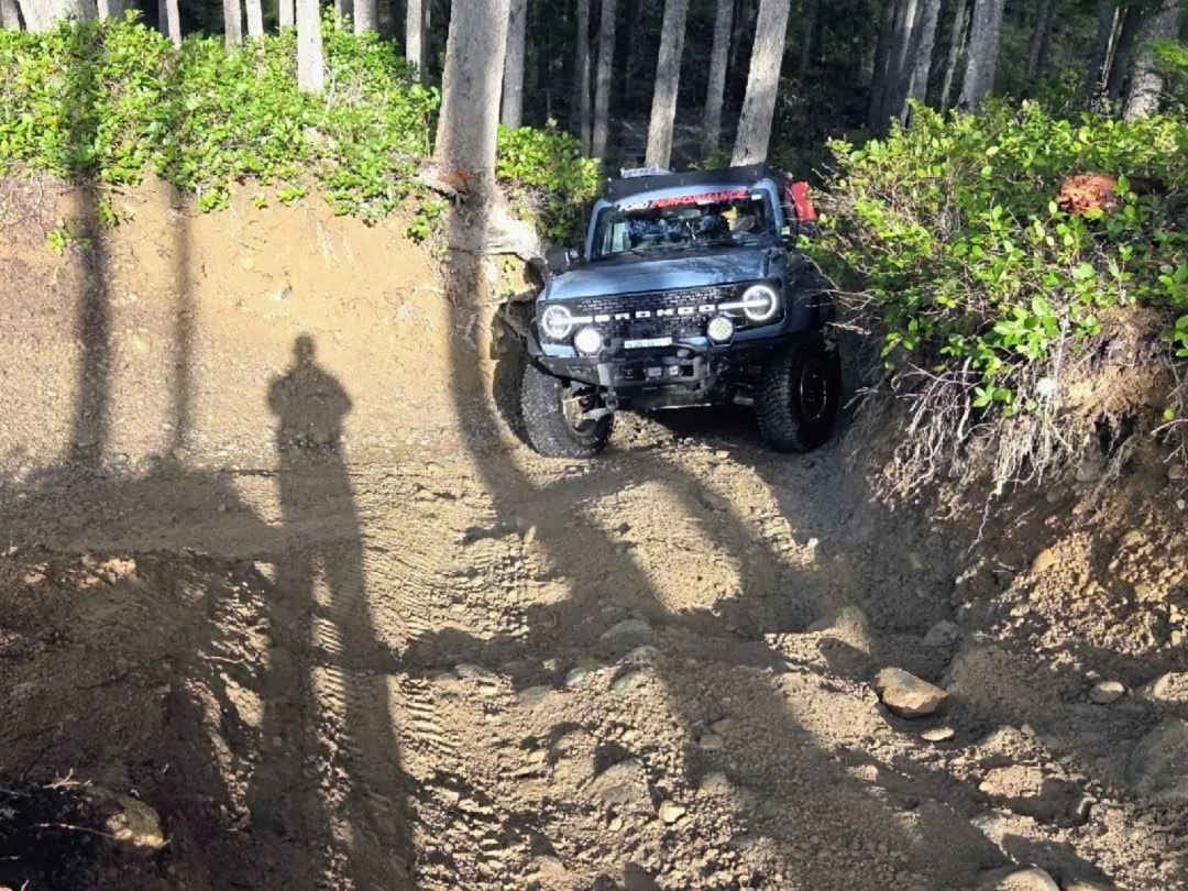 Ford Bronco Great Off-Roading Day at Tahuya ORV Park, WA image000001~2