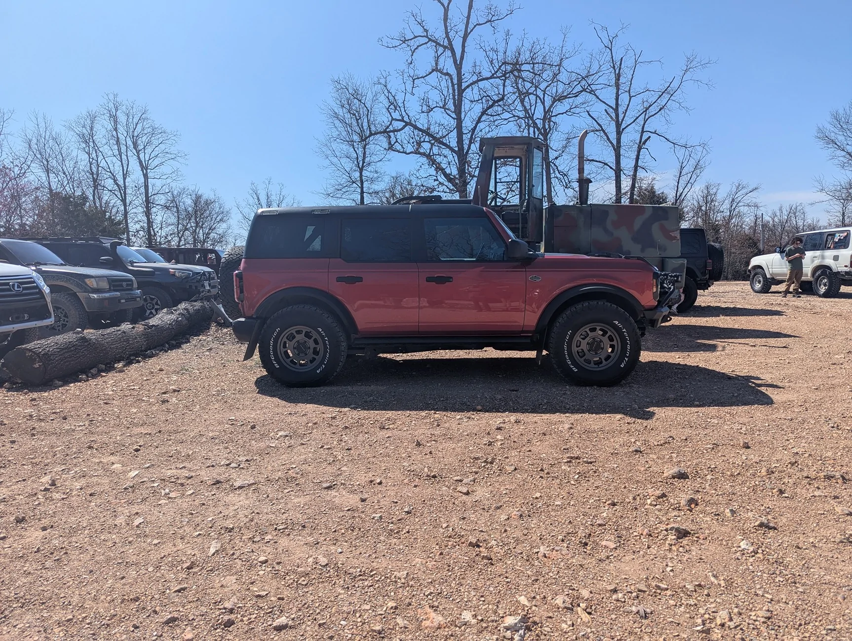 Ford Bronco 2023 SAS Collar Lift Comparison 1000009552